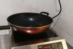 电磁炉停止加热的故障原因及解决方法（探索电磁炉失去加热功能的根本问题及应对措施）