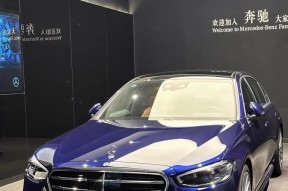 奔驰车插移动硬盘的使用方法是什么？