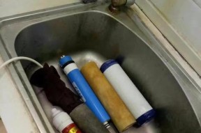美的净水器内滤芯安装方法（简单易学）