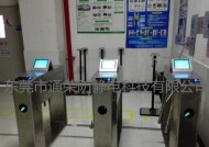 套房门禁显示器拆卸方法是什么？