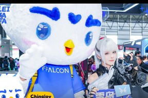 技术植入年轻战场：雷鸟借华星光电黑科技重构 ChinaJoy 体验