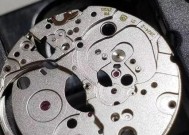 开关电源壳怎么拆下来？拆卸过程中需要注意什么？