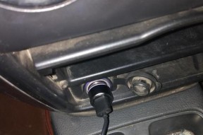 客车车载充电器使用方法是什么？图解教程在哪里找？