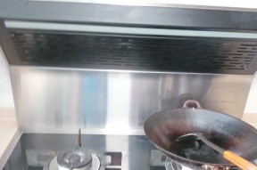台面与集成灶接缝处理的完美技巧（如何做到无缝连接）