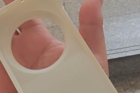 苹果14手机壳侧边孔有什么作用？侧边孔设计有何特点？
