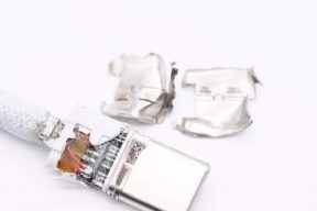 e951机顶盒拆解方法是什么？拆解后如何正确组装？
