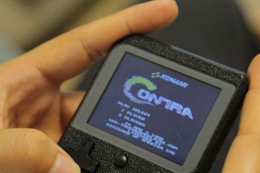 手表转换成游戏机视频可能吗？如何操作？
