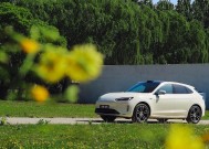 高考后学车潮来临！智能 SUV 问界新 M5 Ultra 成年轻人购车优选