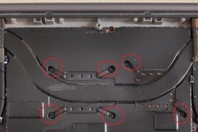 笔记本电脑关盖子在响怎么回事？关盖异响的可能原因是什么？