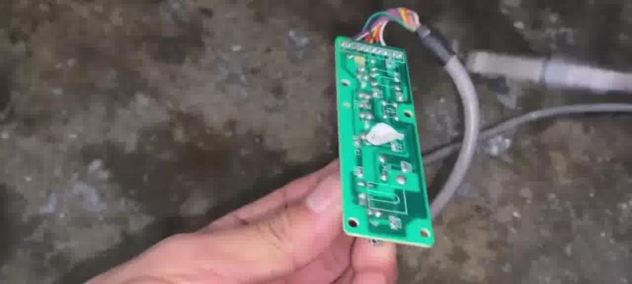大金空调故障代码U4的原因分析及维修方法（探究大金空调故障代码U4的根本问题以及解决方案）  第1张