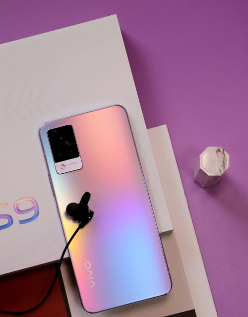 手机vivos9多少钱一部？购买vivos9需要注意哪些问题？  第3张