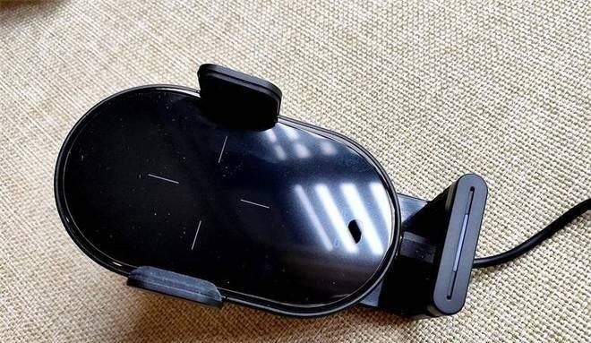 充电器彩色贴如何正确贴附？视频教程有吗？  第1张