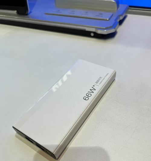 荣耀原装66w电源性能如何？使用中有哪些注意事项？  第3张