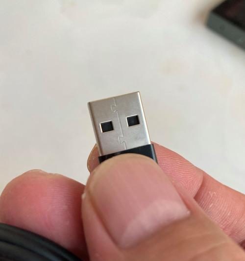 苹果手机小插口名称是什么？  第1张