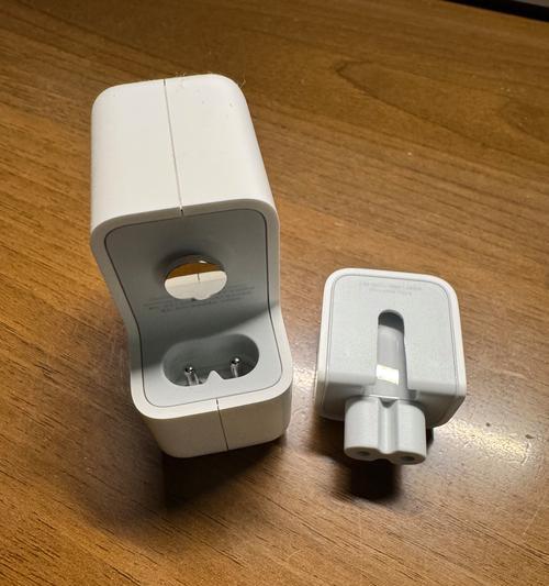 游戏本电脑电源适配器放置位置正确吗？如何正确放置？  第3张